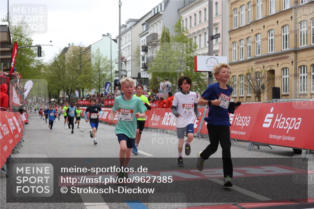 25.04.2026 - Das Zehntel Strokosch-Dieckow http://msf.ph/oto/9627385 25.04.2026 10:50:45 Ziel 5833, 6043, 6332, 6684, 7257, 7929, 8032, 8037, 8040, 8051, 8054 meine-sportfotos.de