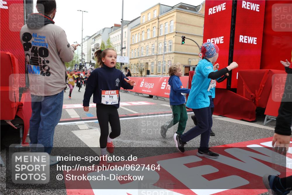 25.04.2026 - Das Zehntel Strokosch-Dieckow http://msf.ph/oto/9627464 25.04.2026 09:01:12 Ziel 1081, 1164, 1175, 1233, 1446, 1548, 1593, 1652, 1770, 1774, 1866, 1878, 1879, 1902, 2140, 2420, 2554, 2564, 3130, 3152, 3255, 3327, 3863, 3949 meine-sportfotos.de