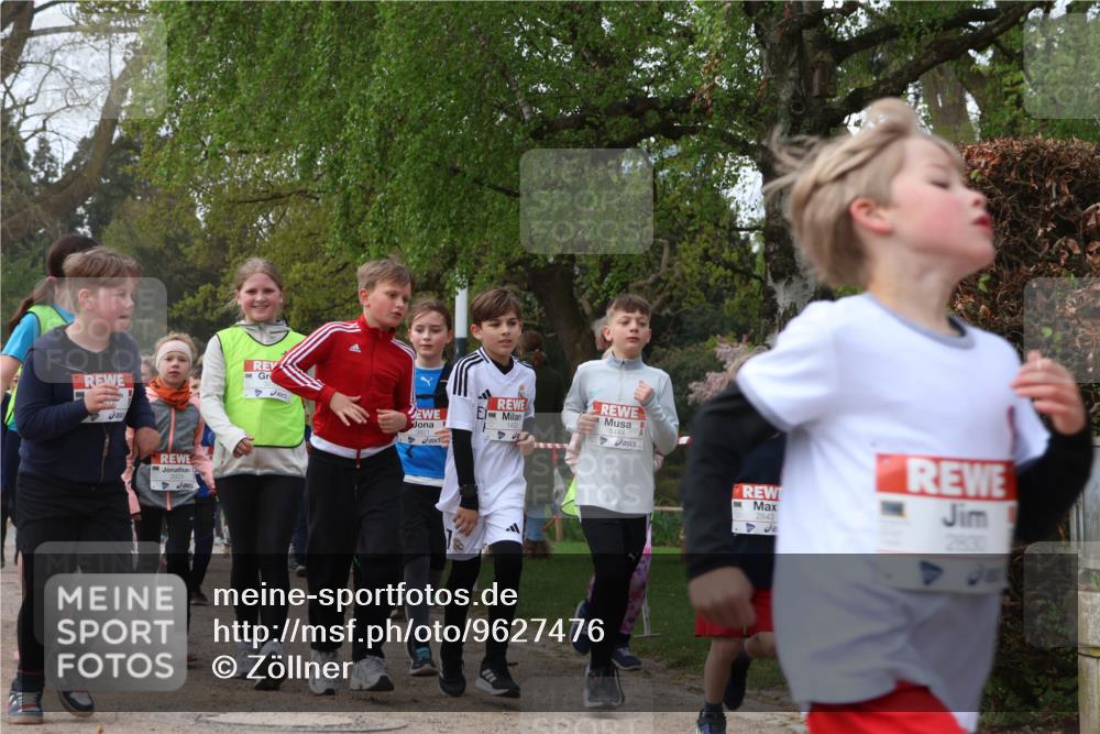 25.04.2026 - Das Zehntel Zöllner http://msf.ph/oto/9627476 25.04.2026 07:46:18 Laufen 1444, 2843, 2830 meine-sportfotos.de