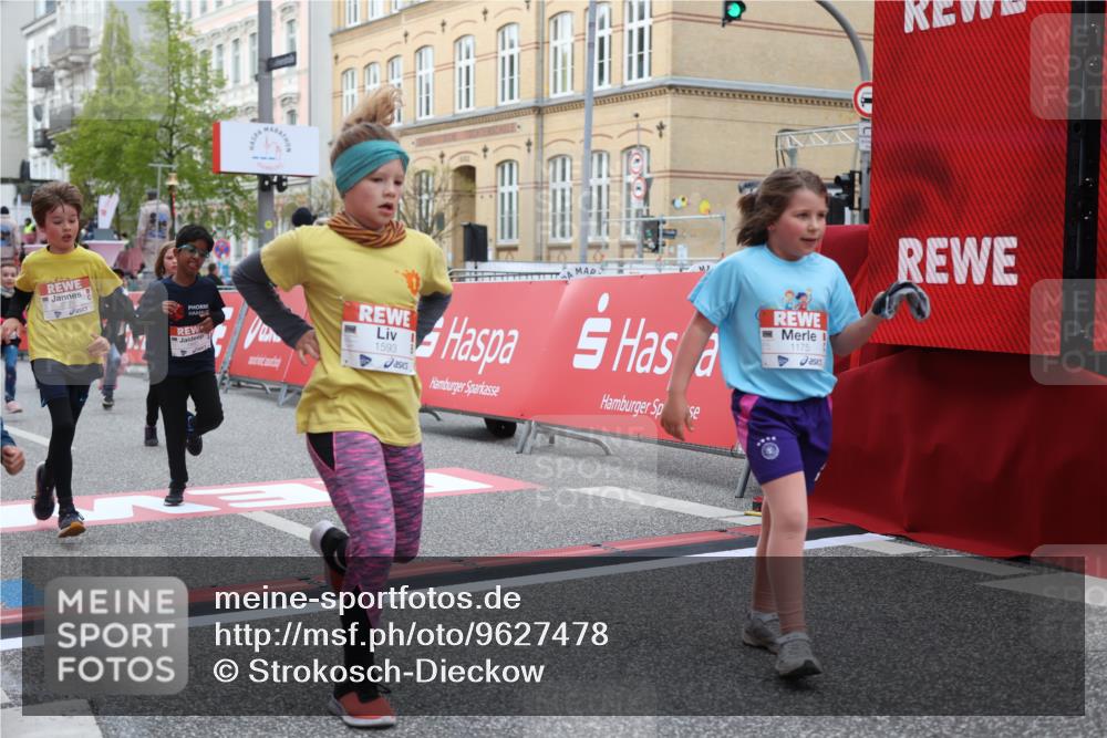 25.04.2026 - Das Zehntel Strokosch-Dieckow http://msf.ph/oto/9627478 25.04.2026 09:01:15 Ziel 1081, 1175, 1233, 1526, 1593, 1652, 1675, 1686, 1770, 1774, 1824, 1879, 1880, 1902, 2140, 2722, 2725, 3019, 3152, 3255, 3806, 3863 meine-sportfotos.de