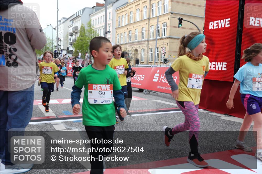 25.04.2026 - Das Zehntel Strokosch-Dieckow http://msf.ph/oto/9627504 25.04.2026 09:01:16 Ziel 1081, 1175, 1233, 1526, 1593, 1598, 1652, 1675, 1686, 1770, 1774, 1824, 1880, 2722, 2725, 3019, 3765, 3806 meine-sportfotos.de