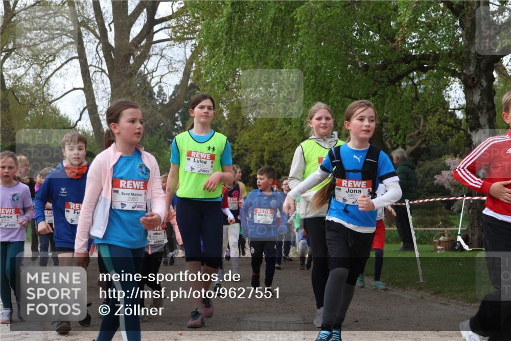 25.04.2026 - Das Zehntel Zöllner http://msf.ph/oto/9627551 25.04.2026 07:46:20 Laufen 2919, 2950, 925, 3218, 3821 meine-sportfotos.de