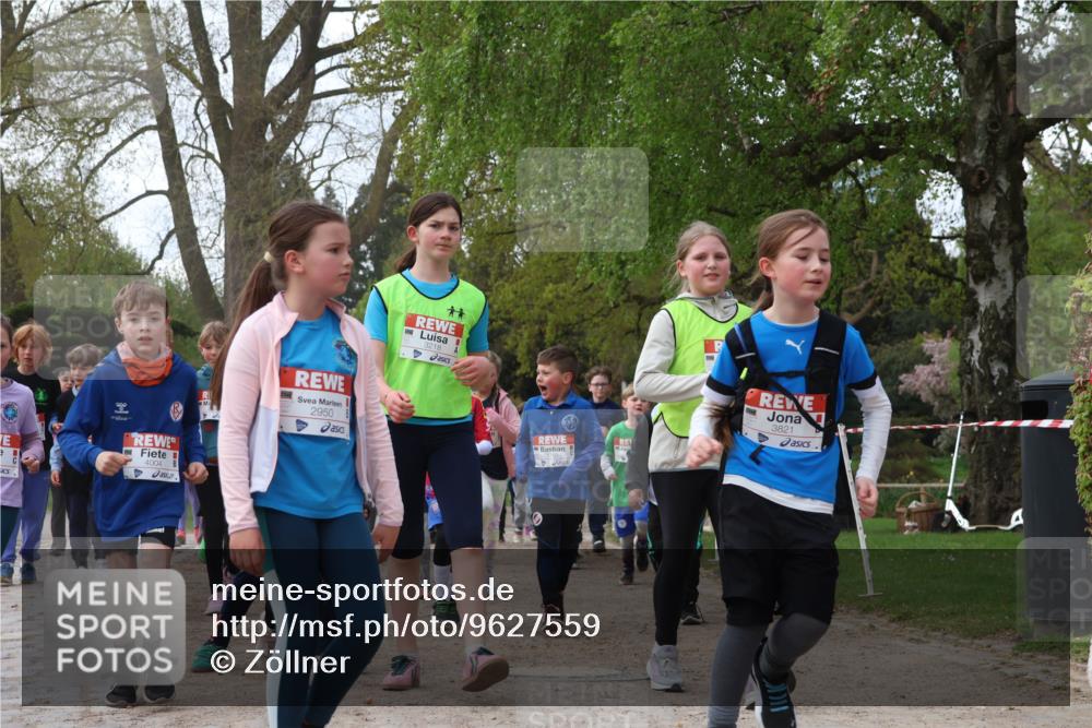 25.04.2026 - Das Zehntel Zöllner http://msf.ph/oto/9627559 25.04.2026 07:46:20 Laufen 4004, 2950, 3821 meine-sportfotos.de