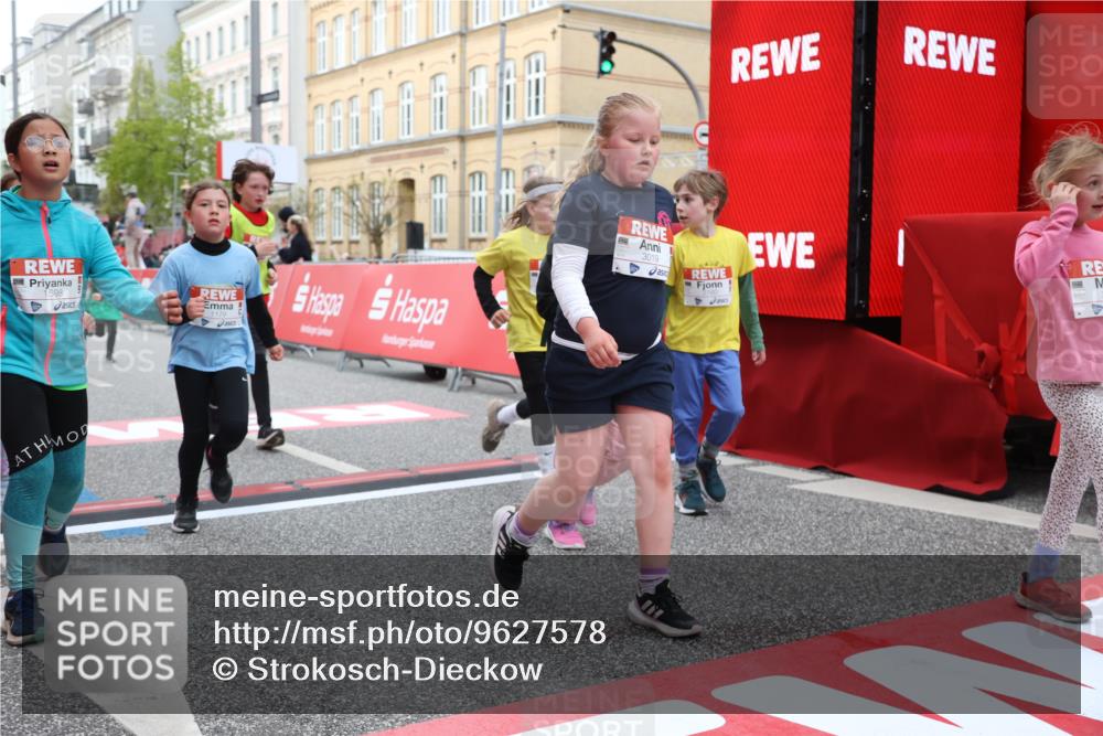 25.04.2026 - Das Zehntel Strokosch-Dieckow http://msf.ph/oto/9627578 25.04.2026 09:01:20 Ziel 1179, 1456, 1526, 1593, 1598, 1652, 1675, 1680, 1686, 1690, 1824, 1880, 2351, 2364, 2722, 2725, 2740, 2760, 3019, 3242, 3265, 3765, 3778, 3806 meine-sportfotos.de