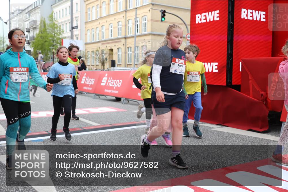 25.04.2026 - Das Zehntel Strokosch-Dieckow http://msf.ph/oto/9627582 25.04.2026 09:01:20 Ziel 1179, 1456, 1526, 1593, 1598, 1652, 1675, 1680, 1686, 1690, 1824, 1880, 2351, 2364, 2722, 2725, 2740, 2760, 3019, 3242, 3265, 3765, 3778, 3806 meine-sportfotos.de