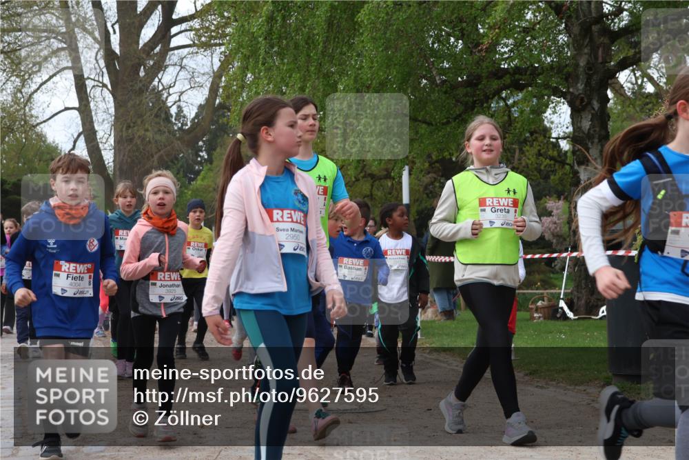25.04.2026 - Das Zehntel Zöllner http://msf.ph/oto/9627595 25.04.2026 07:46:21 Laufen 4004, 3925, 2950 meine-sportfotos.de