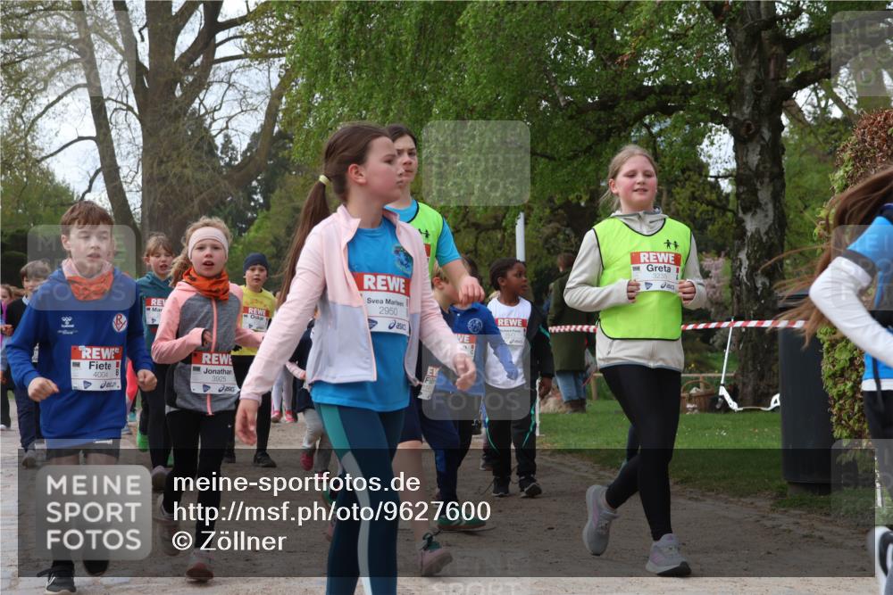 25.04.2026 - Das Zehntel Zöllner http://msf.ph/oto/9627600 25.04.2026 07:46:21 Laufen 4004, 3925, 2950, 3235 meine-sportfotos.de
