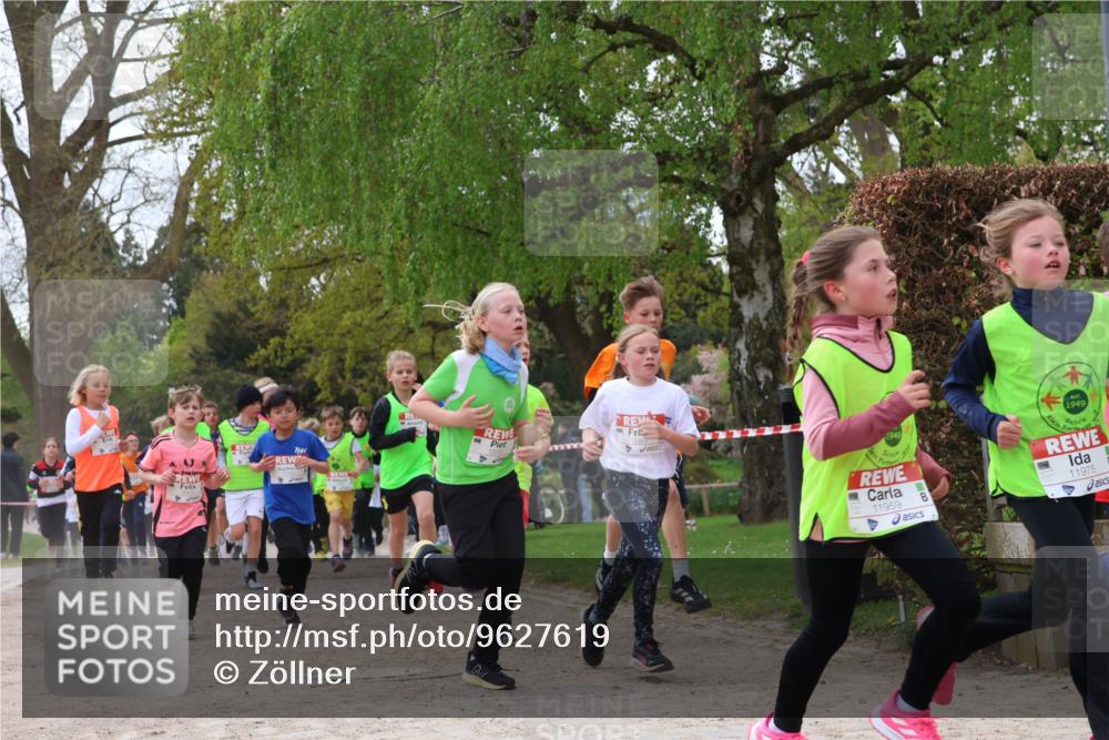 25.04.2026 - Das Zehntel Zöllner http://msf.ph/oto/9627619 25.04.2026 11:41:18 Laufen 1949, 11959, 1949, 11975 meine-sportfotos.de
