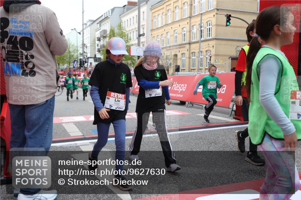 25.04.2026 - Das Zehntel Strokosch-Dieckow http://msf.ph/oto/9627630 25.04.2026 09:01:22 Ziel 1179, 1456, 1485, 1598, 1675, 1680, 1686, 1690, 1824, 2351, 2364, 2366, 2722, 2740, 2760, 3019, 3242, 3265, 3292, 3704, 3765, 3778, 3806 meine-sportfotos.de