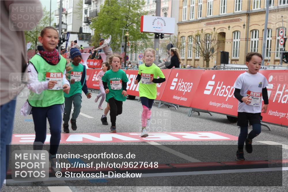 25.04.2026 - Das Zehntel Strokosch-Dieckow http://msf.ph/oto/9627648 25.04.2026 09:01:24 Ziel 1179, 1349, 1456, 1485, 1598, 1680, 1690, 2223, 2351, 2360, 2361, 2364, 2366, 2740, 2760, 3242, 3265, 3292, 3704, 3706, 3765, 3778 meine-sportfotos.de