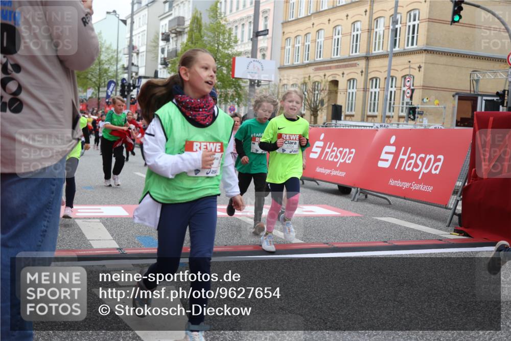 25.04.2026 - Das Zehntel Strokosch-Dieckow http://msf.ph/oto/9627654 25.04.2026 09:01:25 Ziel 1179, 1349, 1456, 1485, 1495, 1680, 1690, 2223, 2351, 2360, 2361, 2364, 2366, 2740, 2760, 3242, 3265, 3292, 3704, 3706, 3778 meine-sportfotos.de