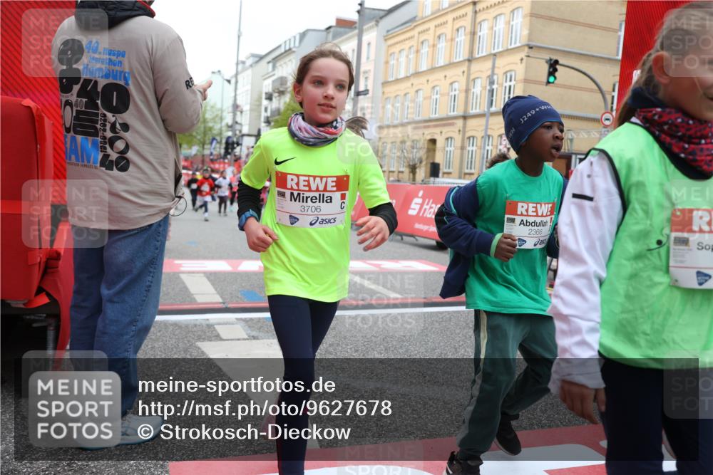 25.04.2026 - Das Zehntel Strokosch-Dieckow http://msf.ph/oto/9627678 25.04.2026 09:01:26 Ziel 1349, 1485, 1495, 1607, 1609, 1680, 1690, 2223, 2351, 2360, 2361, 2364, 2366, 2542, 2596, 3242, 3292, 3704, 3706, 3778 meine-sportfotos.de