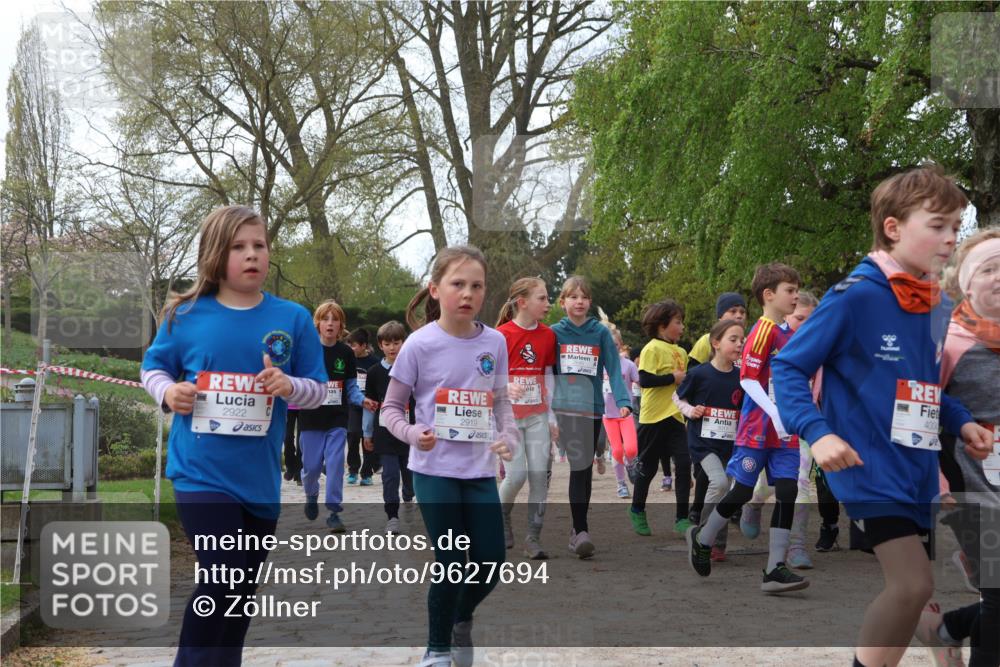 25.04.2026 - Das Zehntel Zöllner http://msf.ph/oto/9627694 25.04.2026 07:46:23 Laufen 2922, 2919, 4004 meine-sportfotos.de