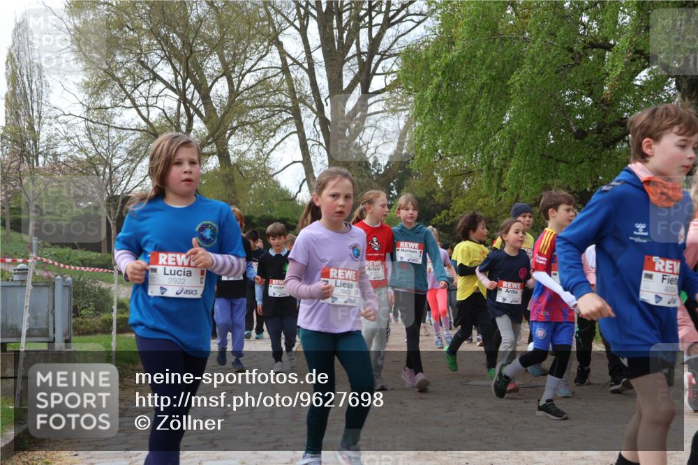 25.04.2026 - Das Zehntel Zöllner http://msf.ph/oto/9627698 25.04.2026 07:46:23 Laufen 2922, 2919, 250, 4004, 0 meine-sportfotos.de