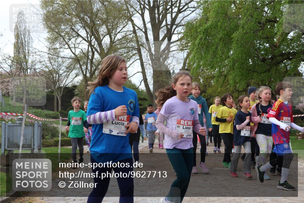 25.04.2026 - Das Zehntel Zöllner http://msf.ph/oto/9627713 25.04.2026 07:46:23 Laufen 2922, 2919 meine-sportfotos.de