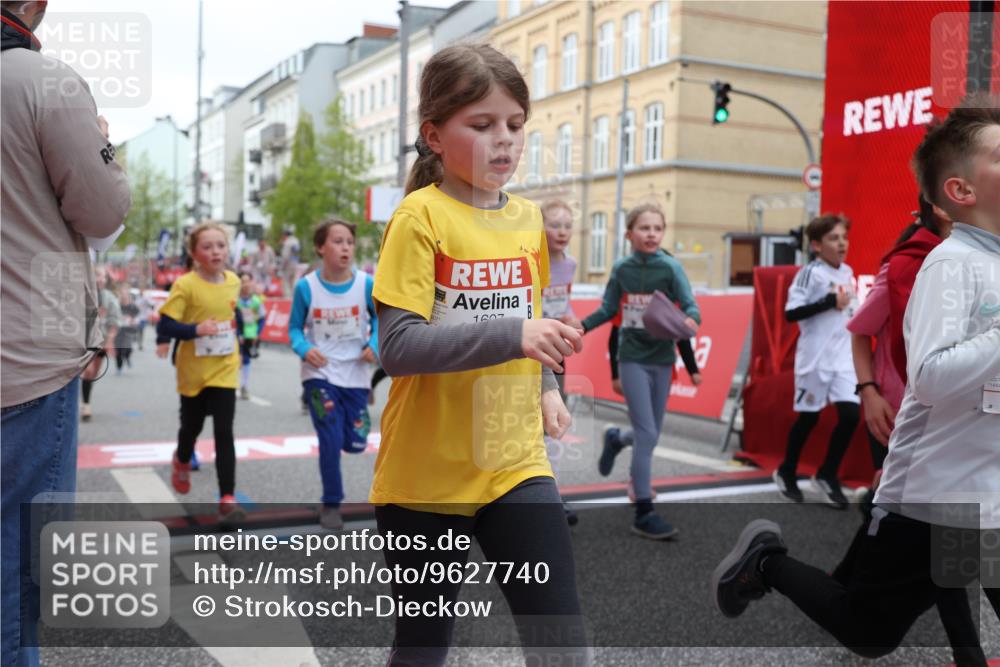 25.04.2026 - Das Zehntel Strokosch-Dieckow http://msf.ph/oto/9627740 25.04.2026 09:01:30 Ziel 1011, 1013, 1349, 1444, 1452, 1495, 1607, 1609, 1611, 1613, 1618, 2223, 2360, 2361, 2366, 2531, 2542, 2546, 2596, 2613, 2628, 3094, 3349, 3363, 3522, 3704, 3706, 3914 meine-sportfotos.de