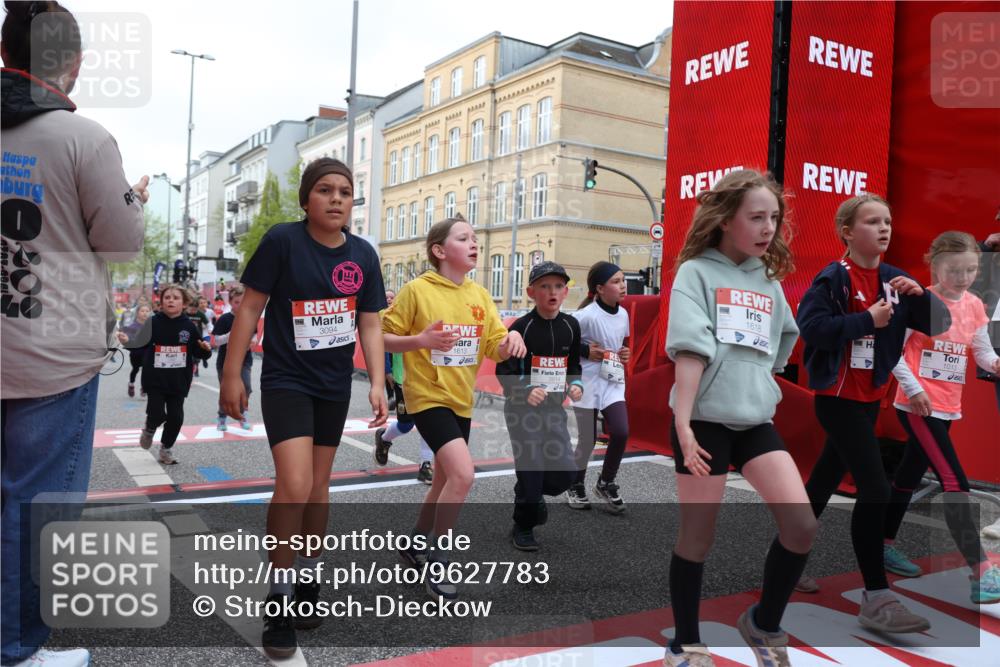 25.04.2026 - Das Zehntel Strokosch-Dieckow http://msf.ph/oto/9627783 25.04.2026 09:01:33 Ziel 1011, 1013, 1115, 1268, 1444, 1447, 1452, 1495, 1541, 1607, 1609, 1611, 1613, 1618, 2531, 2542, 2546, 2596, 2613, 2628, 2716, 3094, 3304, 3349, 3363, 3522, 3914 meine-sportfotos.de