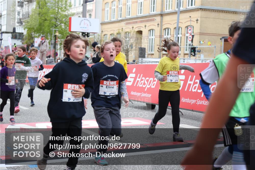 25.04.2026 - Das Zehntel Strokosch-Dieckow http://msf.ph/oto/9627799 25.04.2026 09:01:34 Ziel 1011, 1013, 1115, 1268, 1444, 1447, 1452, 1541, 1607, 1609, 1611, 1613, 1618, 1722, 1927, 2124, 2500, 2531, 2542, 2546, 2596, 2613, 2628, 2716, 3094, 3304, 3349, 3363, 3471, 3522, 3914 meine-sportfotos.de
