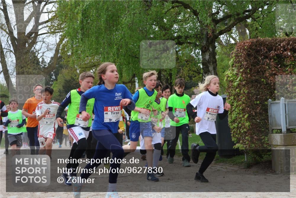 25.04.2026 - Das Zehntel Zöllner http://msf.ph/oto/9627830 25.04.2026 11:41:24 Laufen 11986, 250, 9, 11909, 10494 meine-sportfotos.de