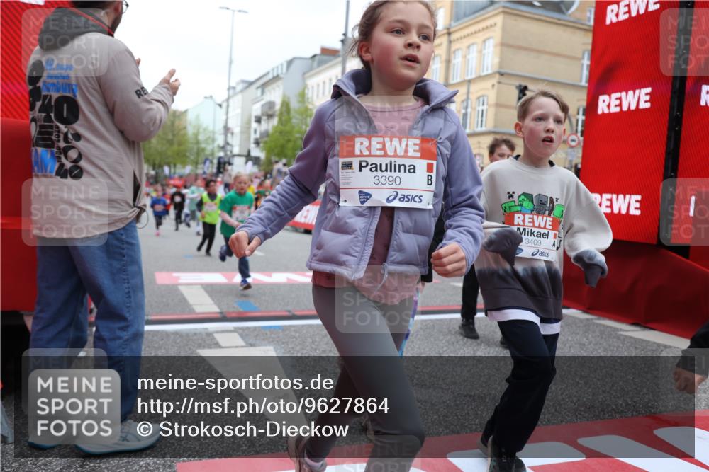 25.04.2026 - Das Zehntel Strokosch-Dieckow http://msf.ph/oto/9627864 25.04.2026 09:01:39 Ziel 1115, 1268, 1447, 1450, 1541, 1722, 1746, 1927, 2124, 2352, 2500, 2716, 3139, 3304, 3365, 3390, 3409, 3471, 3623 meine-sportfotos.de
