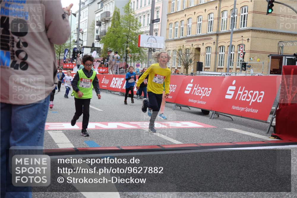 25.04.2026 - Das Zehntel Strokosch-Dieckow http://msf.ph/oto/9627882 25.04.2026 09:01:41 Ziel 1450, 1635, 1643, 1722, 1746, 1751, 1893, 1927, 2124, 2352, 2500, 2933, 3139, 3365, 3390, 3409, 3471, 3619, 3623 meine-sportfotos.de