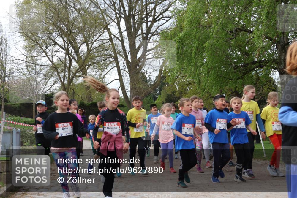 25.04.2026 - Das Zehntel Zöllner http://msf.ph/oto/9627890 25.04.2026 07:46:27 Laufen 3365, 3362 meine-sportfotos.de