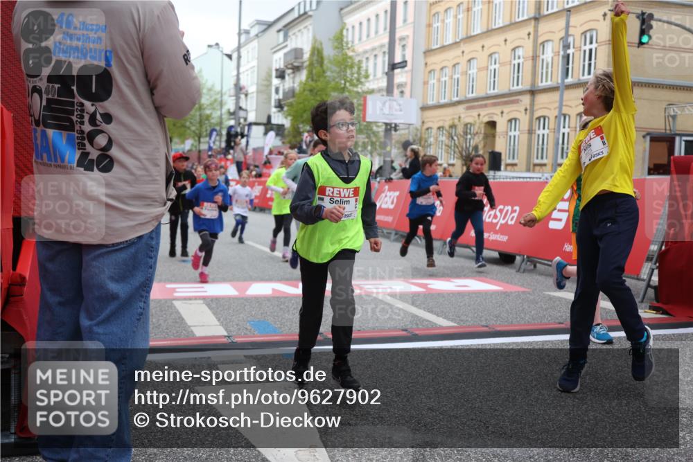 25.04.2026 - Das Zehntel Strokosch-Dieckow http://msf.ph/oto/9627902 25.04.2026 09:01:42 Ziel 1450, 1635, 1643, 1722, 1746, 1751, 1893, 1927, 2124, 2352, 2500, 2933, 3139, 3365, 3390, 3409, 3471, 3619, 3623, 3878 meine-sportfotos.de