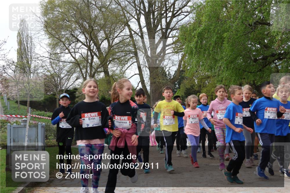 25.04.2026 - Das Zehntel Zöllner http://msf.ph/oto/9627911 25.04.2026 07:46:27 Laufen 3365, 3362 meine-sportfotos.de