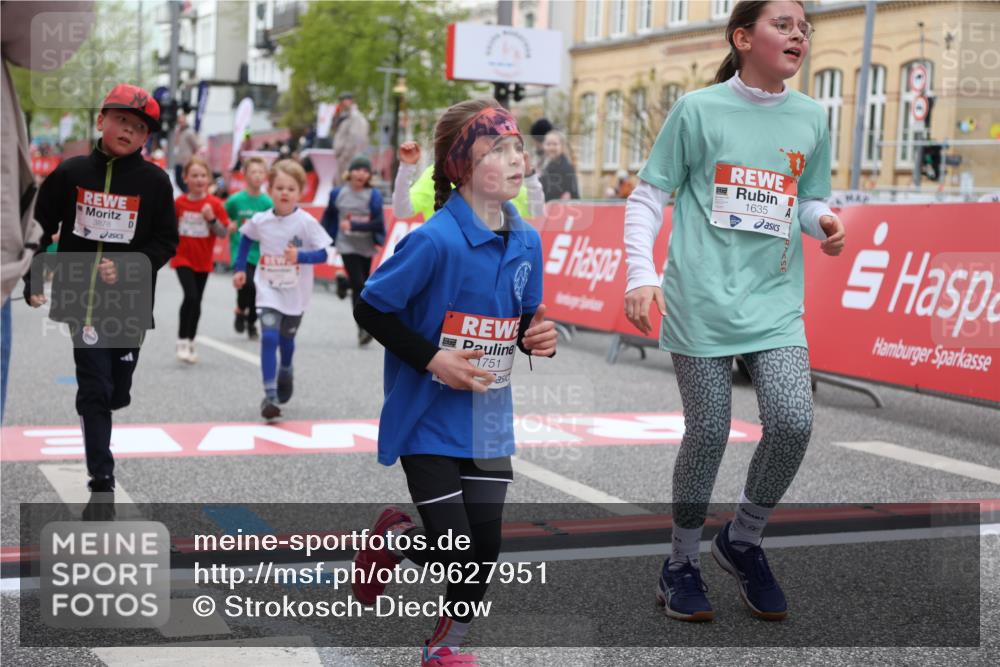 25.04.2026 - Das Zehntel Strokosch-Dieckow http://msf.ph/oto/9627951 25.04.2026 09:01:44 Ziel 1450, 1493, 1635, 1643, 1751, 1893, 2350, 2352, 2587, 2645, 2933, 2967, 3139, 3365, 3619, 3623, 3878 meine-sportfotos.de