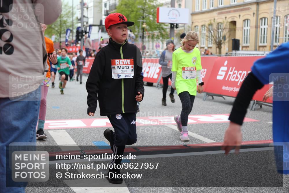 25.04.2026 - Das Zehntel Strokosch-Dieckow http://msf.ph/oto/9627957 25.04.2026 09:01:44 Ziel 1450, 1493, 1635, 1643, 1751, 1893, 2350, 2352, 2587, 2645, 2933, 2967, 3139, 3365, 3619, 3623, 3878 meine-sportfotos.de