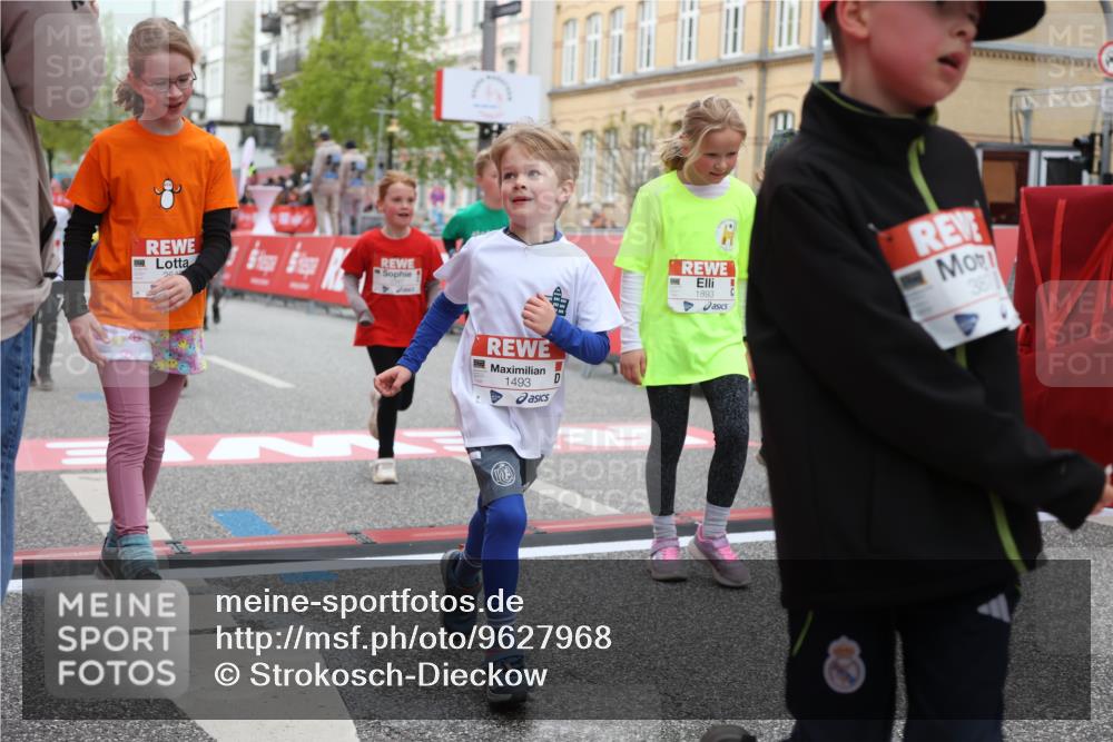 25.04.2026 - Das Zehntel Strokosch-Dieckow http://msf.ph/oto/9627968 25.04.2026 09:01:46 Ziel 1493, 1635, 1643, 1751, 1893, 2350, 2406, 2587, 2645, 2933, 2967, 3139, 3362, 3474, 3488, 3619, 3623, 3878 meine-sportfotos.de