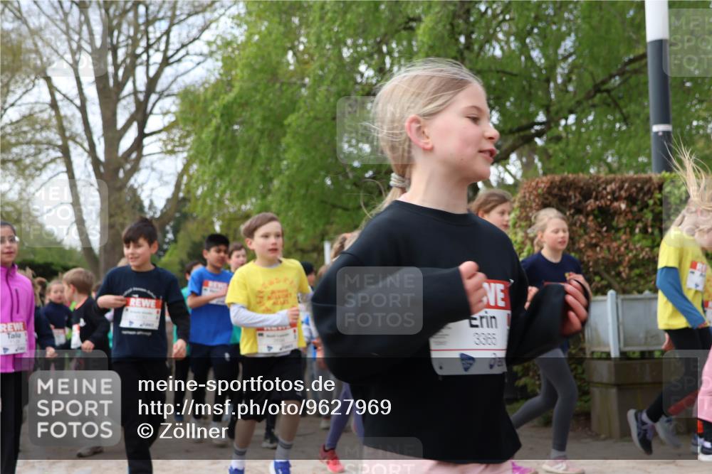 25.04.2026 - Das Zehntel Zöllner http://msf.ph/oto/9627969 25.04.2026 07:46:29 Laufen 3365 meine-sportfotos.de