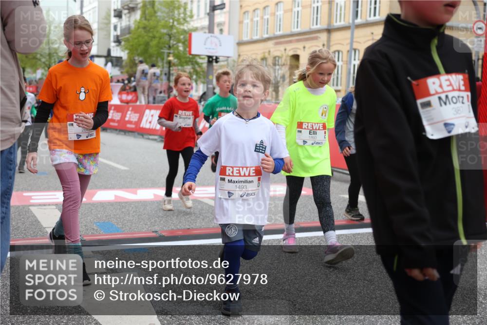 25.04.2026 - Das Zehntel Strokosch-Dieckow http://msf.ph/oto/9627978 25.04.2026 09:01:46 Ziel 1493, 1635, 1643, 1751, 1893, 2350, 2406, 2587, 2645, 2933, 2967, 3139, 3362, 3474, 3488, 3619, 3623, 3878 meine-sportfotos.de