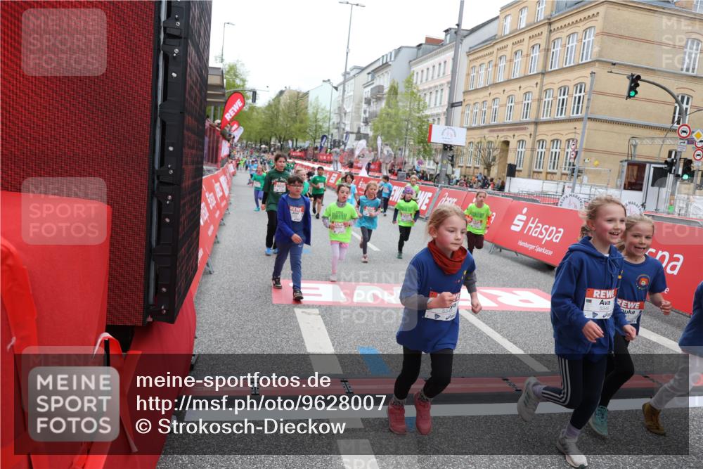 25.04.2026 - Das Zehntel Strokosch-Dieckow http://msf.ph/oto/9628007 25.04.2026 11:04:38 Ziel 5328, 5331, 5346, 5348, 5398, 5593, 5969, 6494, 6784, 6791, 6795, 6797, 6948, 7039, 7043, 7044, 7426, 7483 meine-sportfotos.de