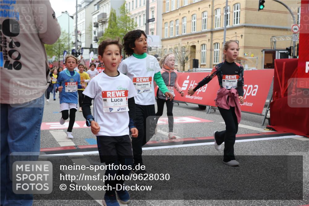 25.04.2026 - Das Zehntel Strokosch-Dieckow http://msf.ph/oto/9628030 25.04.2026 09:01:49 Ziel 1493, 1553, 1635, 1678, 1751, 1919, 2350, 2406, 2587, 2627, 2645, 2743, 2929, 2933, 2967, 3362, 3474, 3488, 3619, 3878, 3925, 4004 meine-sportfotos.de