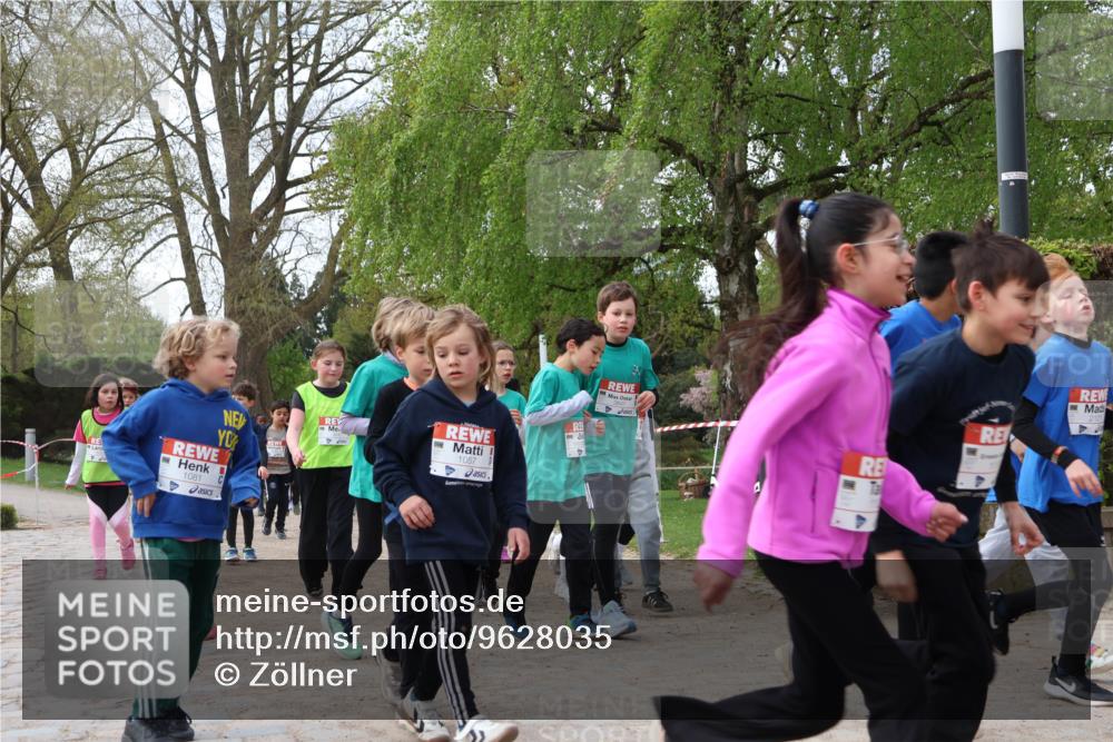 25.04.2026 - Das Zehntel Zöllner http://msf.ph/oto/9628035 25.04.2026 07:46:30 Laufen 1081, 1057 meine-sportfotos.de