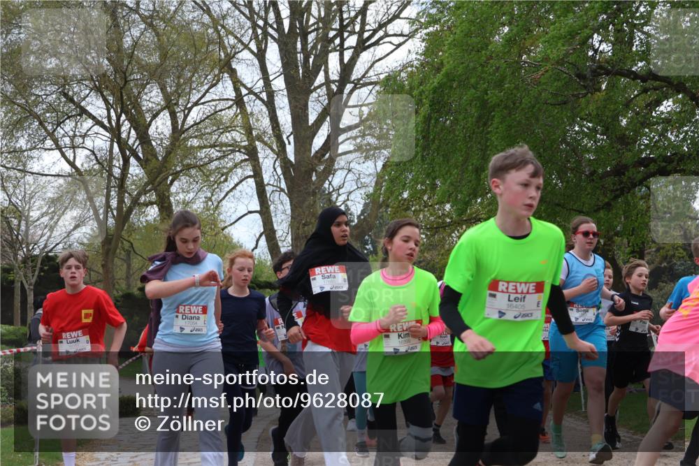 25.04.2026 - Das Zehntel Zöllner http://msf.ph/oto/9628087 25.04.2026 13:43:59 Laufen 17054, 17685, 16399, 16405 meine-sportfotos.de
