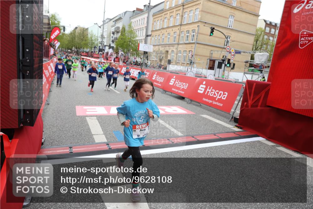 25.04.2026 - Das Zehntel Strokosch-Dieckow http://msf.ph/oto/9628108 25.04.2026 11:04:35 Ziel 5328, 5331, 5346, 5348, 5969, 6190, 6399, 6593, 6784, 6791, 6795, 6797, 7273, 7345, 7426, 7483, 7762 meine-sportfotos.de