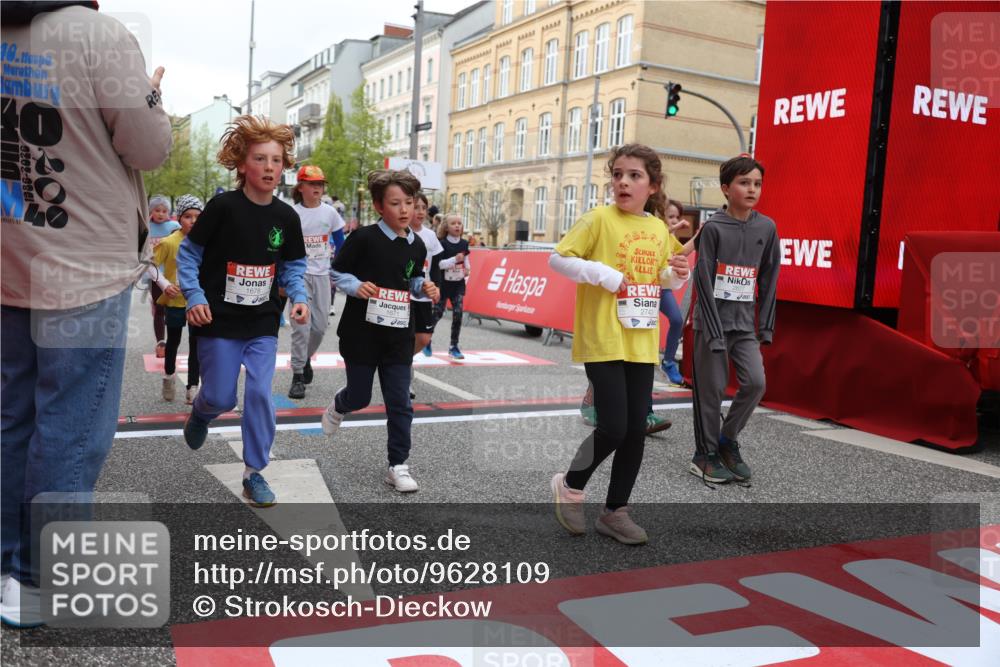 25.04.2026 - Das Zehntel Strokosch-Dieckow http://msf.ph/oto/9628109 25.04.2026 09:01:52 Ziel 1536, 1553, 1671, 1678, 1919, 2138, 2154, 2350, 2406, 2587, 2627, 2720, 2724, 2743, 2929, 2967, 3054, 3055, 3362, 3474, 3488, 3510, 3514, 3540, 3802, 3925, 4004 meine-sportfotos.de