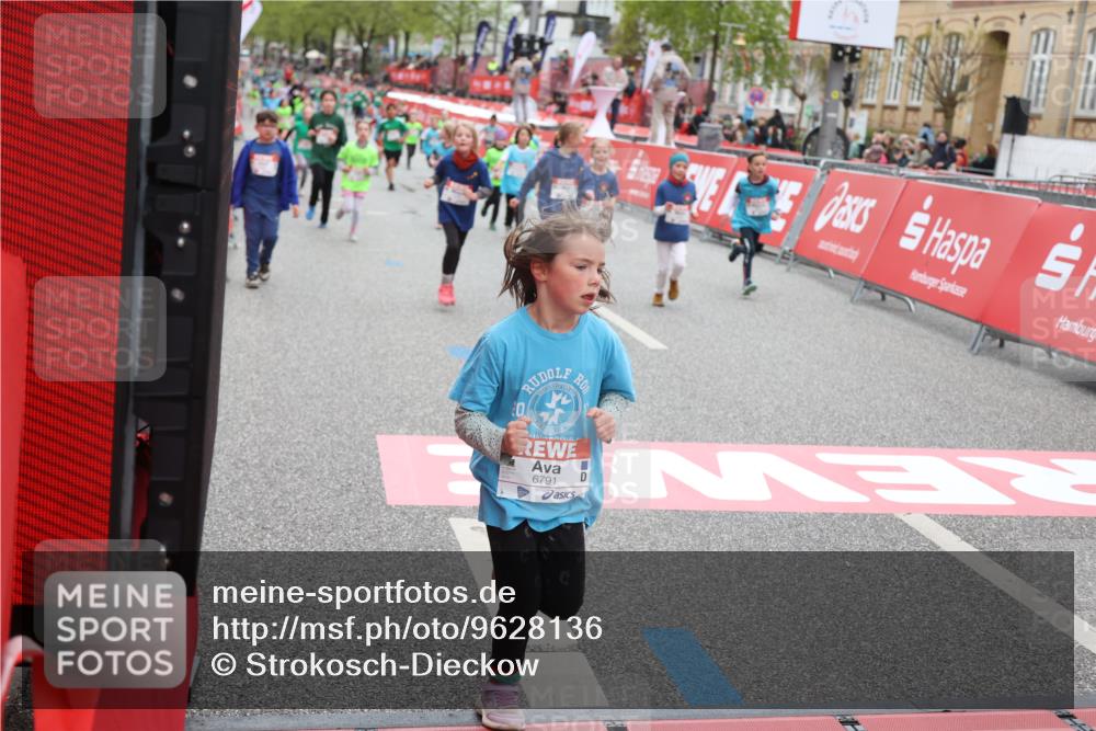 25.04.2026 - Das Zehntel Strokosch-Dieckow http://msf.ph/oto/9628136 25.04.2026 11:04:35 Ziel 5328, 5331, 5346, 5348, 5969, 6190, 6399, 6593, 6784, 6791, 6795, 6797, 7273, 7345, 7426, 7483, 7762 meine-sportfotos.de
