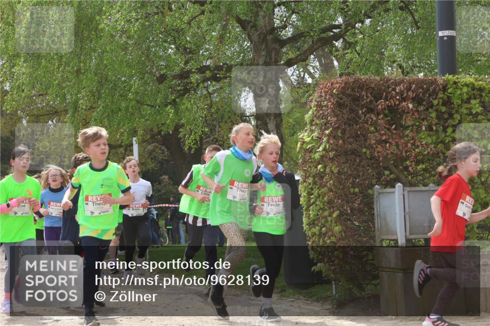 25.04.2026 - Das Zehntel Zöllner http://msf.ph/oto/9628139 25.04.2026 11:41:30 Laufen 10858, 12184, 12211 meine-sportfotos.de