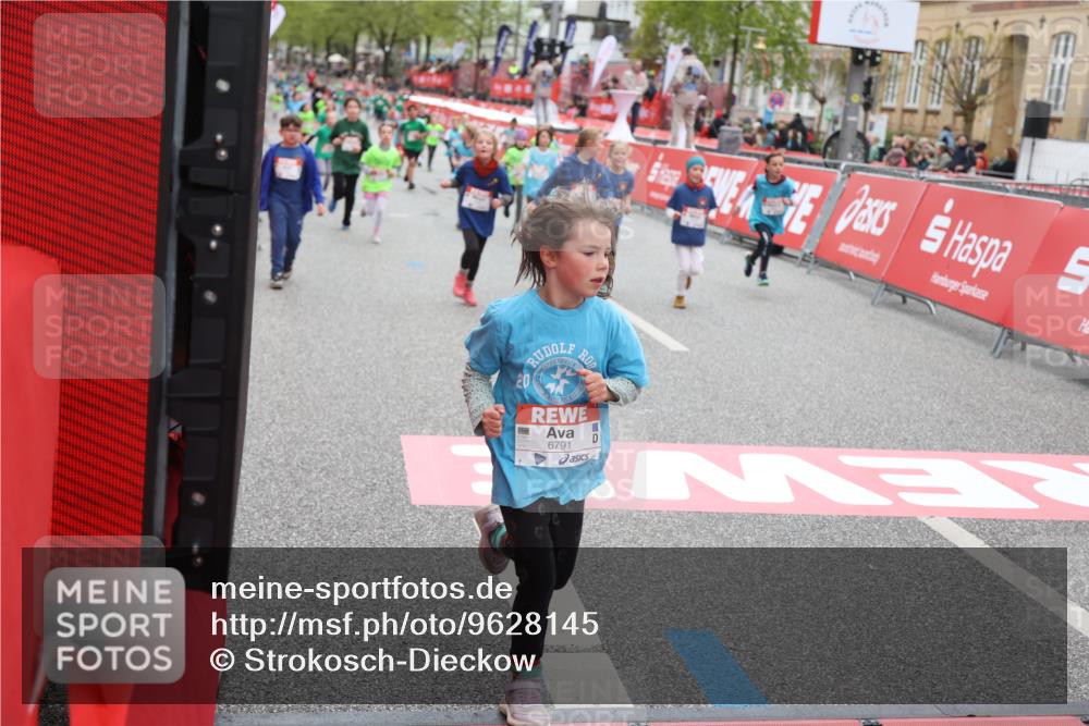 25.04.2026 - Das Zehntel Strokosch-Dieckow http://msf.ph/oto/9628145 25.04.2026 11:04:35 Ziel 5328, 5331, 5346, 5348, 5969, 6190, 6399, 6593, 6784, 6791, 6795, 6797, 7273, 7345, 7426, 7483, 7762 meine-sportfotos.de
