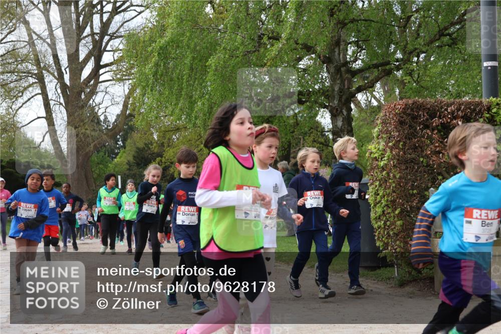 25.04.2026 - Das Zehntel Zöllner http://msf.ph/oto/9628178 25.04.2026 07:46:34 Laufen 3262, 3725 meine-sportfotos.de