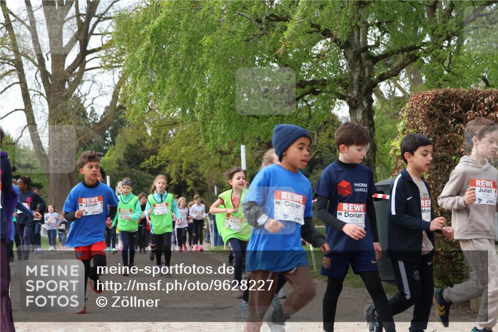 25.04.2026 - Das Zehntel Zöllner http://msf.ph/oto/9628227 25.04.2026 07:46:35 Laufen 2119, 1813, 2244 meine-sportfotos.de