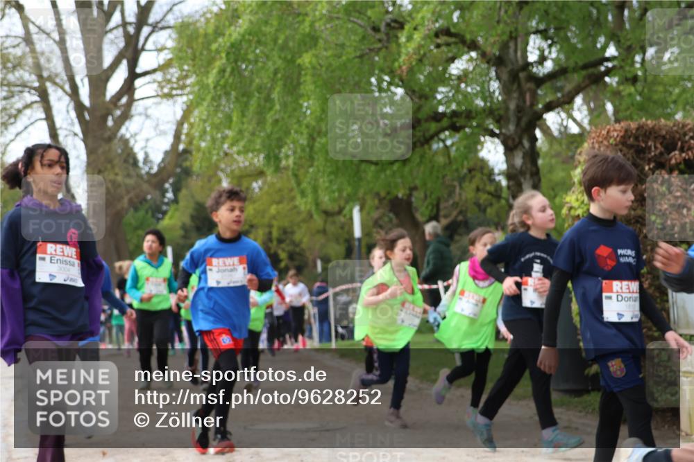 25.04.2026 - Das Zehntel Zöllner http://msf.ph/oto/9628252 25.04.2026 07:46:36 Laufen 3004 meine-sportfotos.de