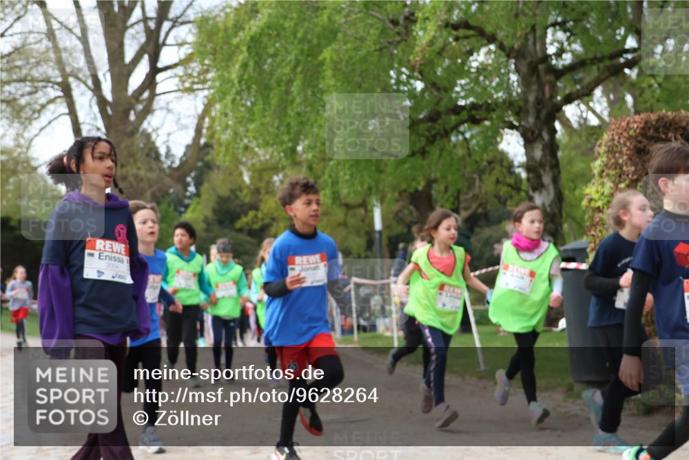 25.04.2026 - Das Zehntel Zöllner http://msf.ph/oto/9628264 25.04.2026 07:46:36 Laufen 3004 meine-sportfotos.de