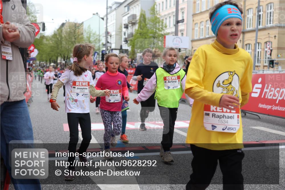 25.04.2026 - Das Zehntel Strokosch-Dieckow http://msf.ph/oto/9628292 25.04.2026 09:02:05 Ziel 1114, 1406, 1534, 2210, 2256, 2301, 2889, 2903, 2904, 2932, 2957, 3135, 3171, 3177, 3199, 3480, 3489, 3496 meine-sportfotos.de