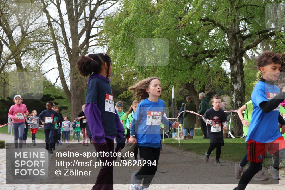 25.04.2026 - Das Zehntel Zöllner http://msf.ph/oto/9628294 25.04.2026 07:46:37 Laufen 2122 meine-sportfotos.de