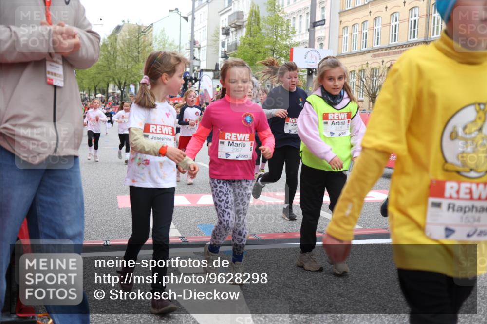25.04.2026 - Das Zehntel Strokosch-Dieckow http://msf.ph/oto/9628298 25.04.2026 09:02:06 Ziel 1114, 1406, 1534, 1604, 2210, 2240, 2256, 2301, 2889, 2891, 2904, 2932, 2957, 3135, 3171, 3177, 3199, 3489, 3496 meine-sportfotos.de