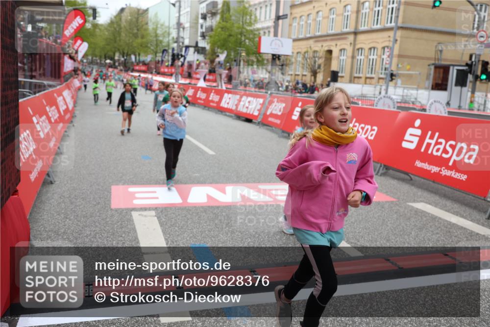 25.04.2026 - Das Zehntel Strokosch-Dieckow http://msf.ph/oto/9628376 25.04.2026 11:08:00 Ziel 5598, 5606, 5651, 6658, 7519, 7571, 7648, 7650 meine-sportfotos.de